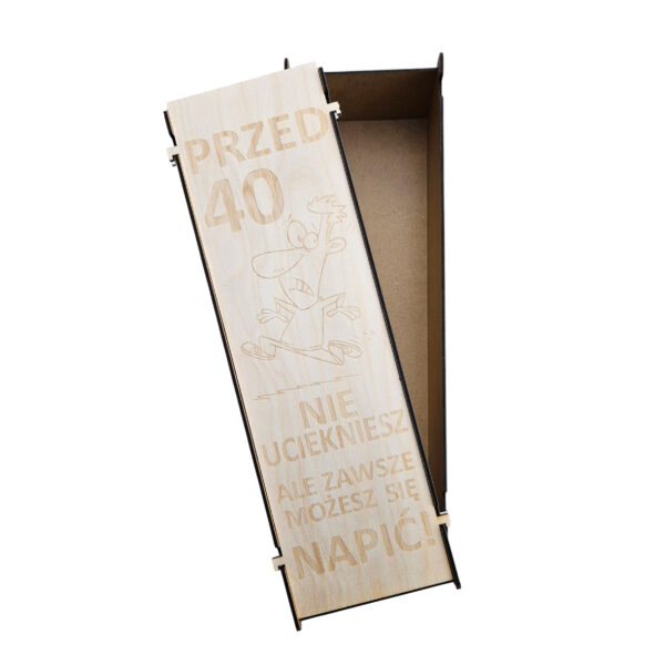 drewniane pudełko prezentowe na alkohol - z grawerem przed 40 nie uciekniesz ale możesz się napić